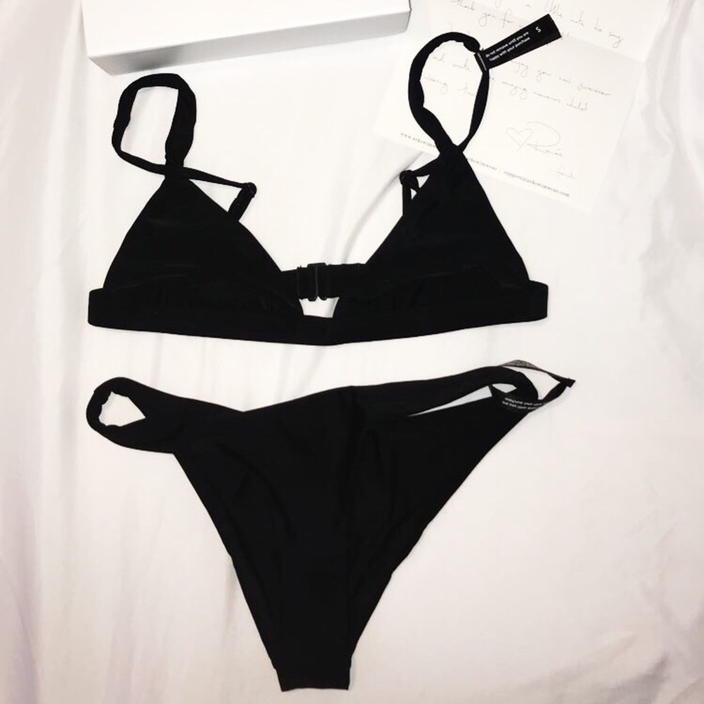 ARK SWIMWEAR BIKINI!!